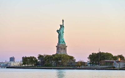 Comment ouvrir un compte bancaire aux USA depuis la France : Guide complet 2025