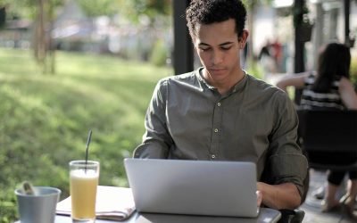 Comment faire de la bourse en ligne ? Guide complet pour débutants