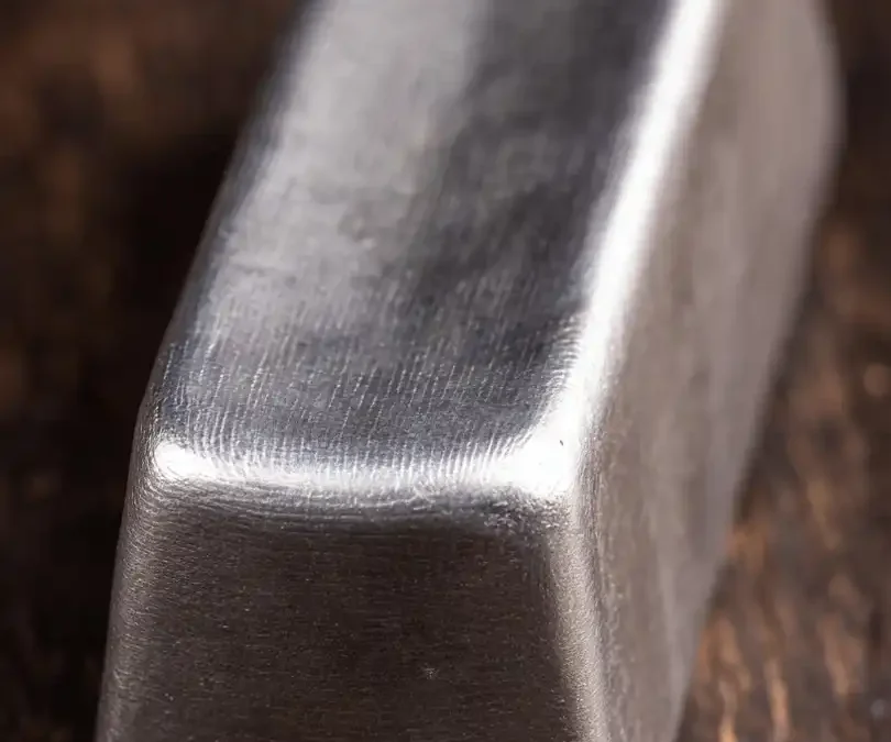 Investir dans l’argent en 2025 : guide complet pour comprendre, choisir et réussir